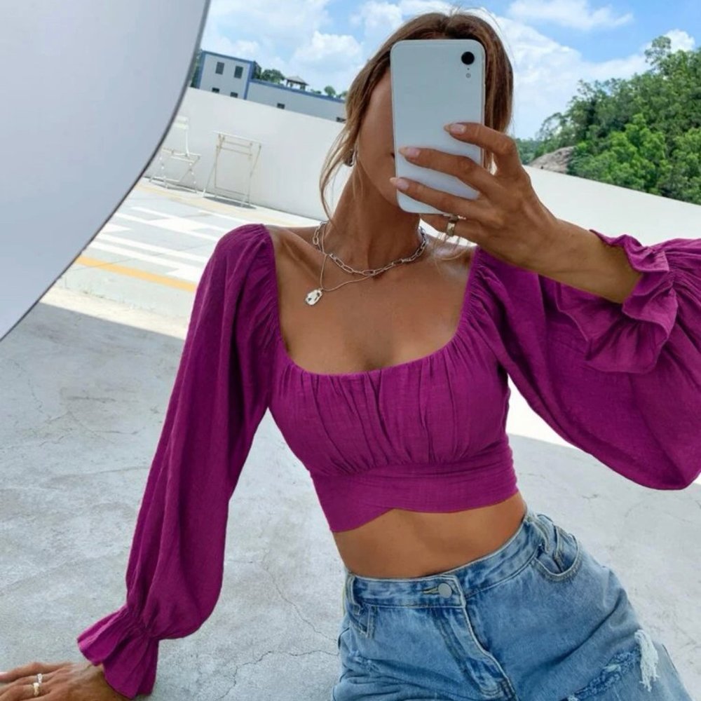 NWOT Square Neck Puffy Sleeved Crop Top with Tie Back